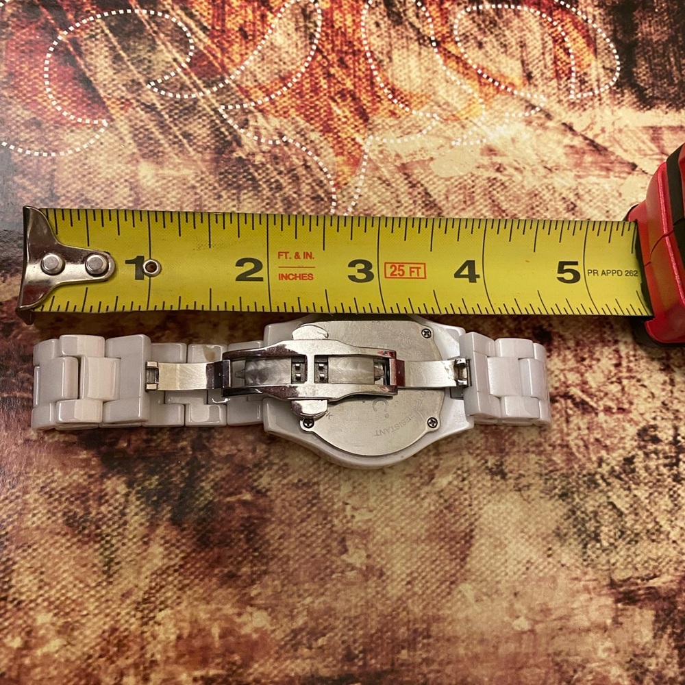 Relic White Ceramic Watch - Picture 4 of 6